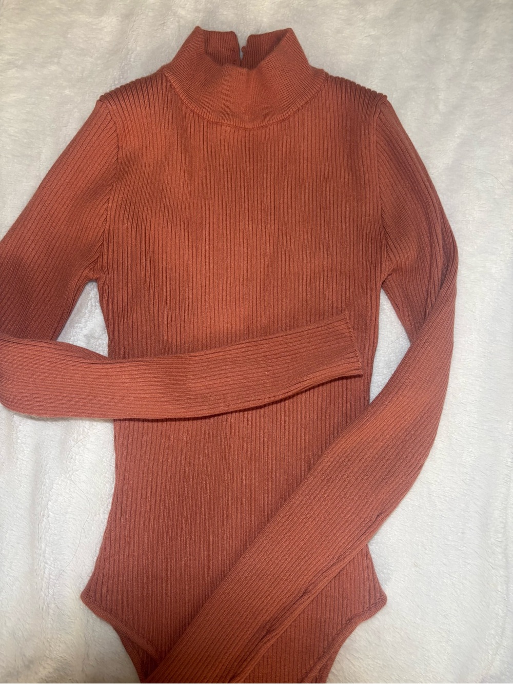 Forever 21 Women's Small Rust Brown Ribbed Turtleneck Bodysuit with Button Back